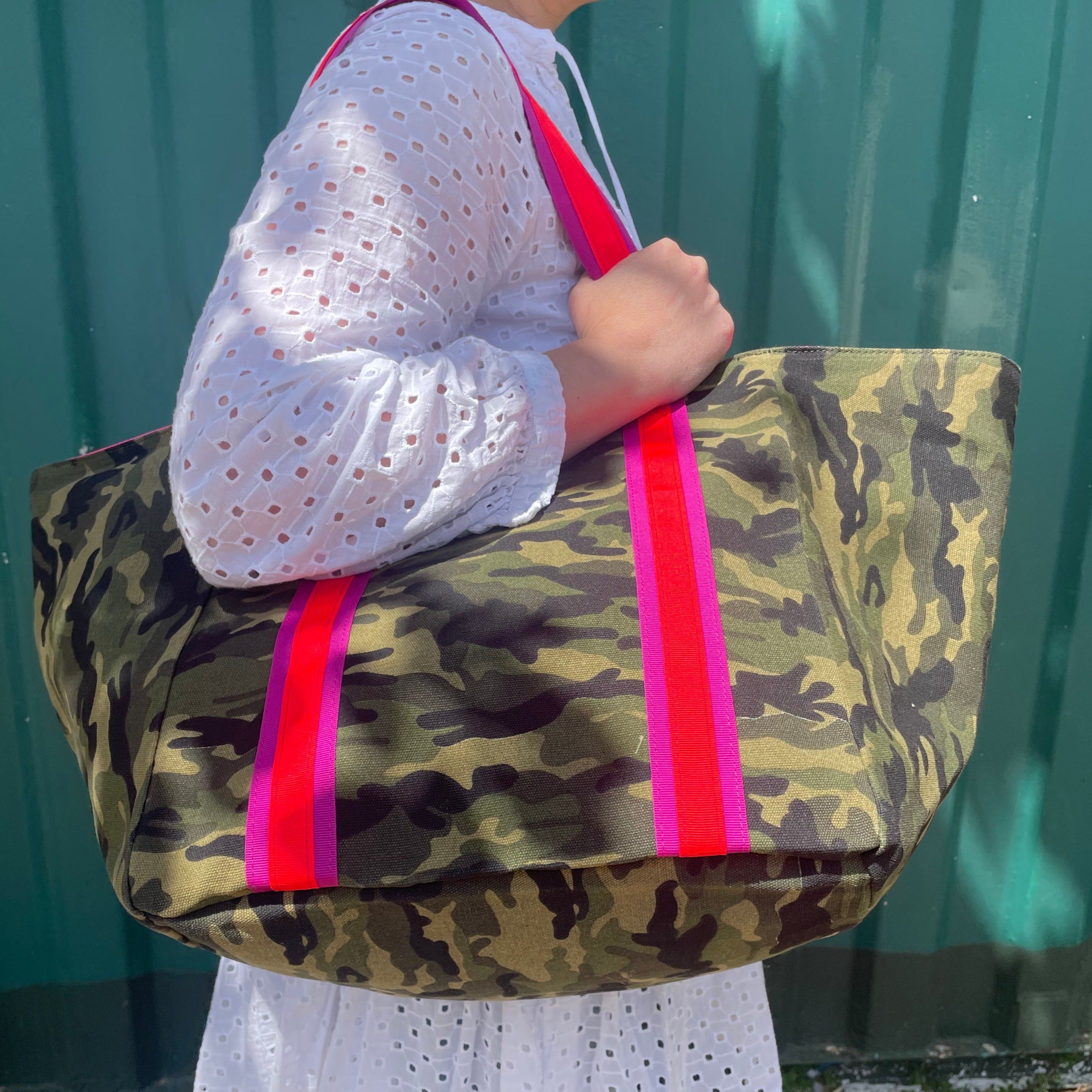 Camo tote sale